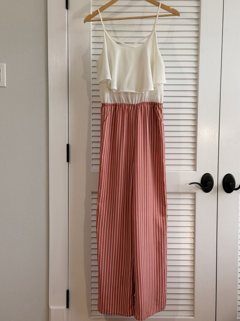 Blu Pepper Coral Stripe Wide Leg Jumpsuit Small Ruffle Overlay Pockets Sleeveles